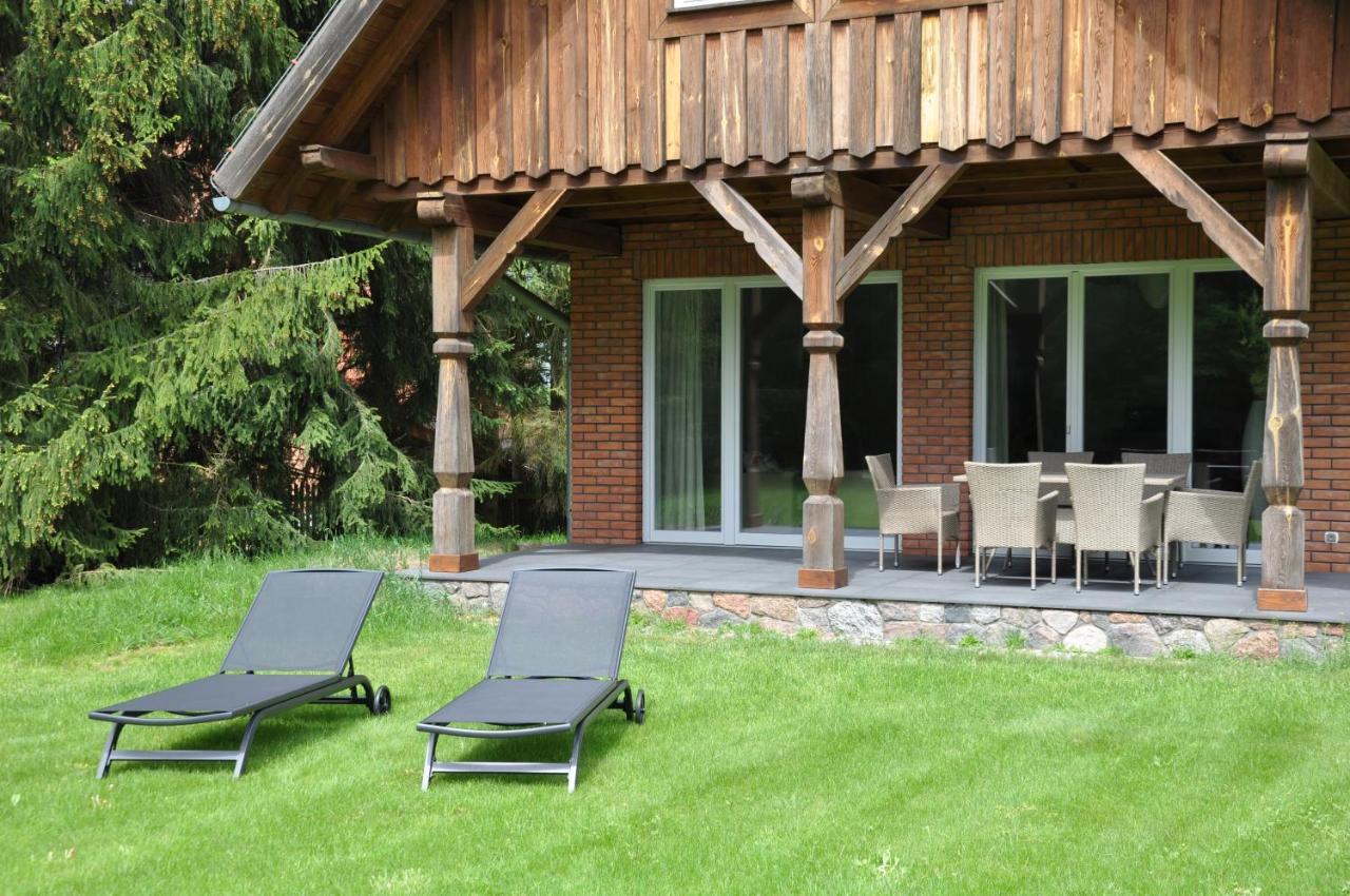 Monte Carvick Nad Jeziorem Seksty Karwik Exteriör bild